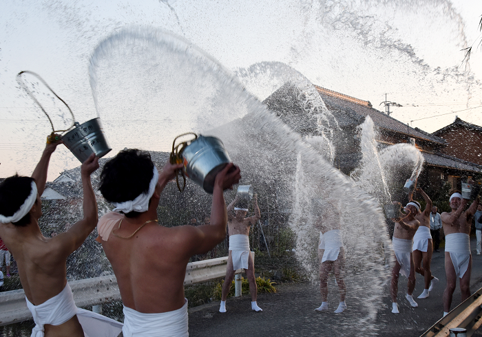 水かけまつり