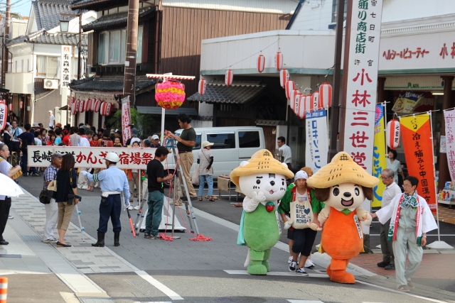 長崎街道かんざき宿場まつり