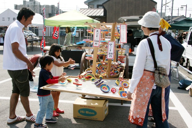 かんざき櫛田の市